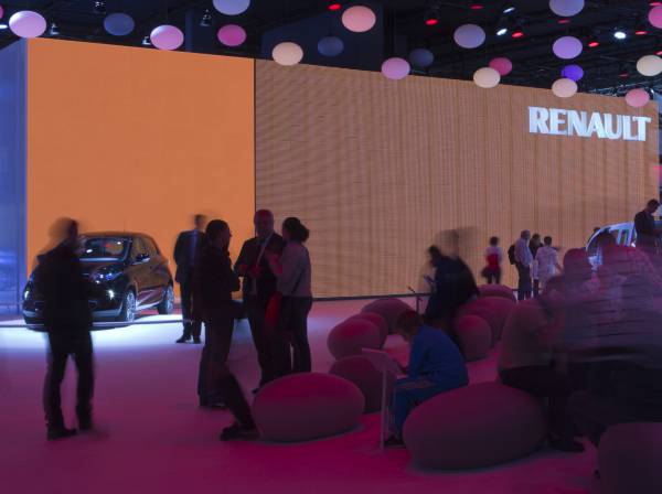Paris Automobile Convention 2012 . Renault booth-1