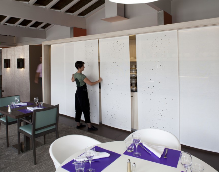 mobile-screens-alcoves-1