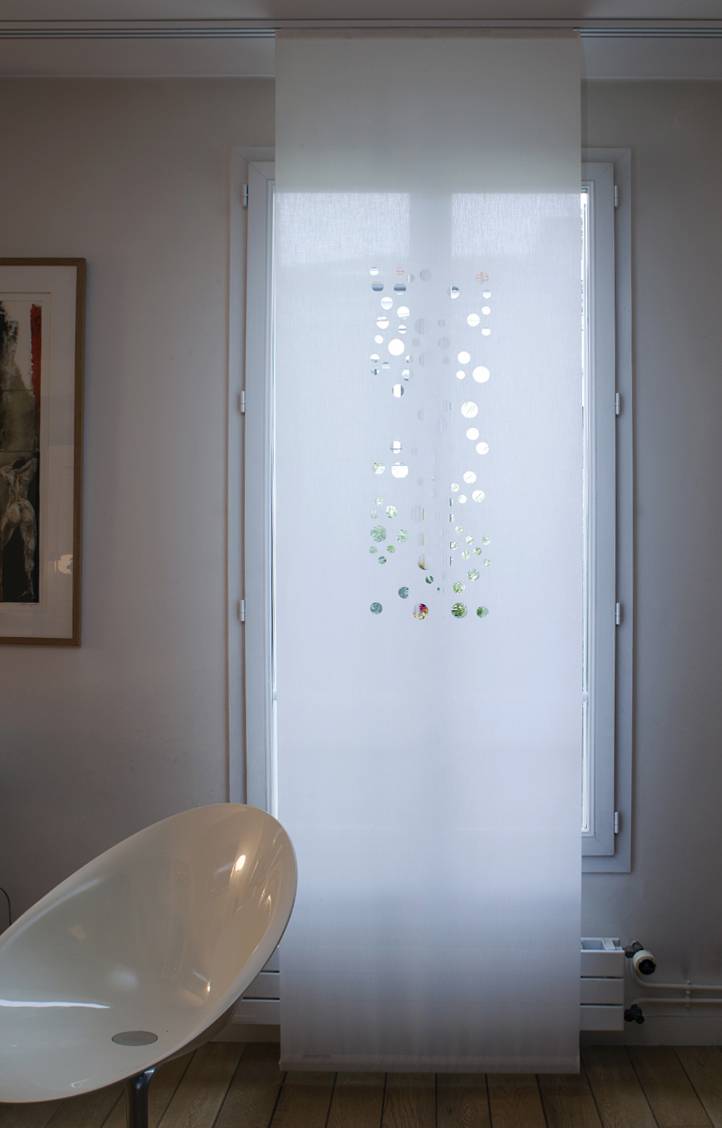 "Bubbles" translucent sliding panel - 10