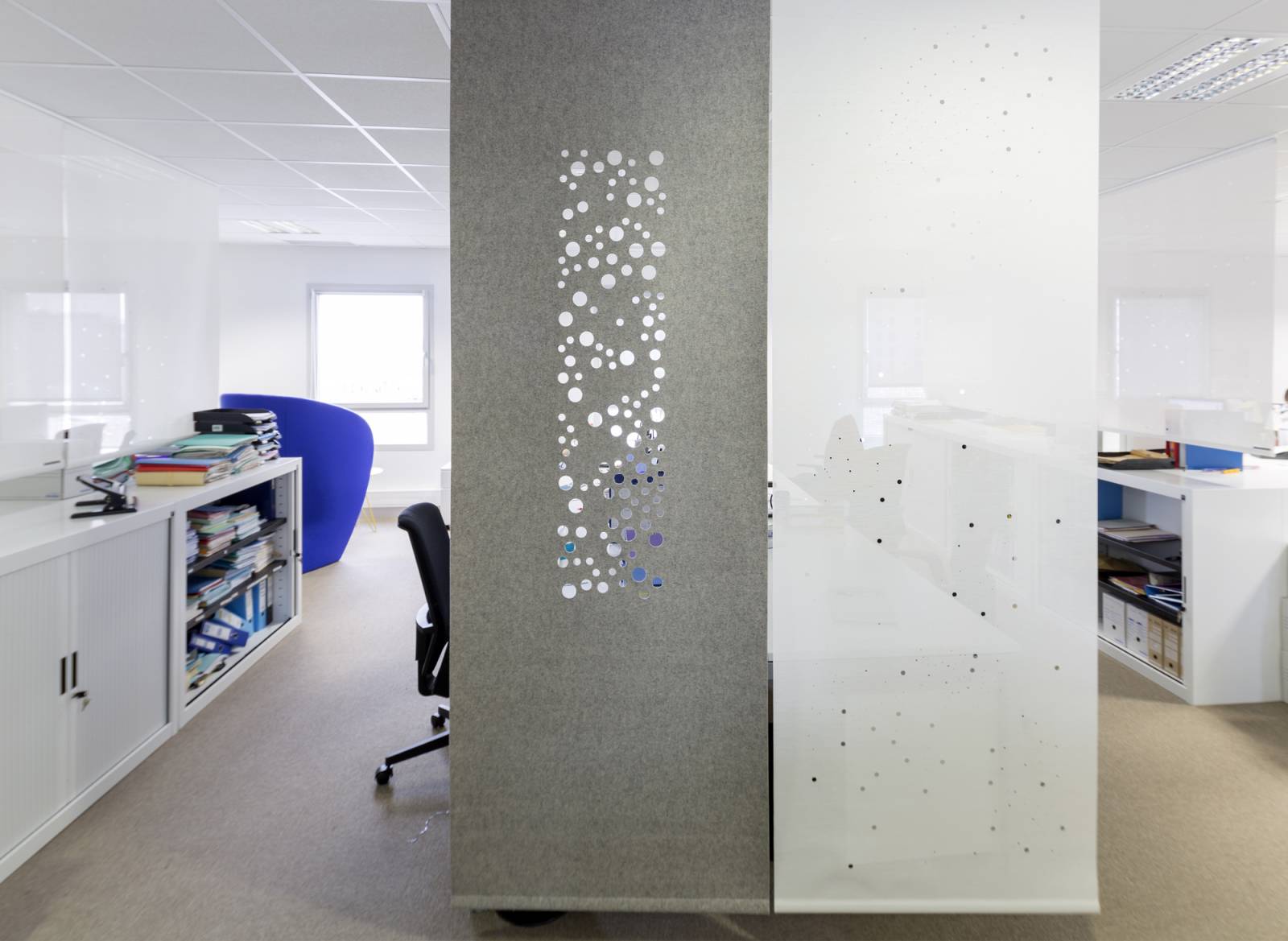 "Bubbles" acoustic sliding panel - example 2