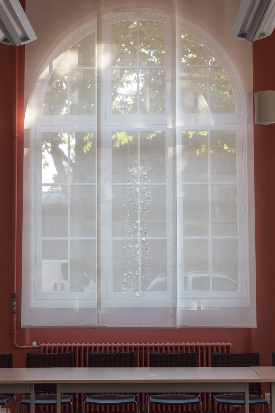 "Air" translucent sliding panel - example 6