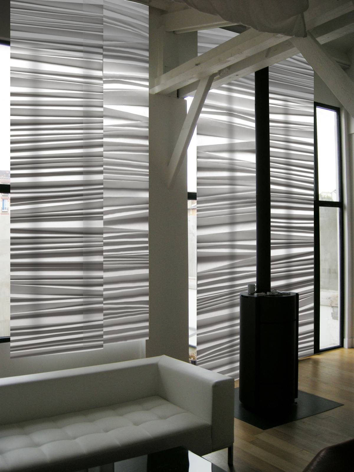 "Pleated" trompe l'oeil sliding panels