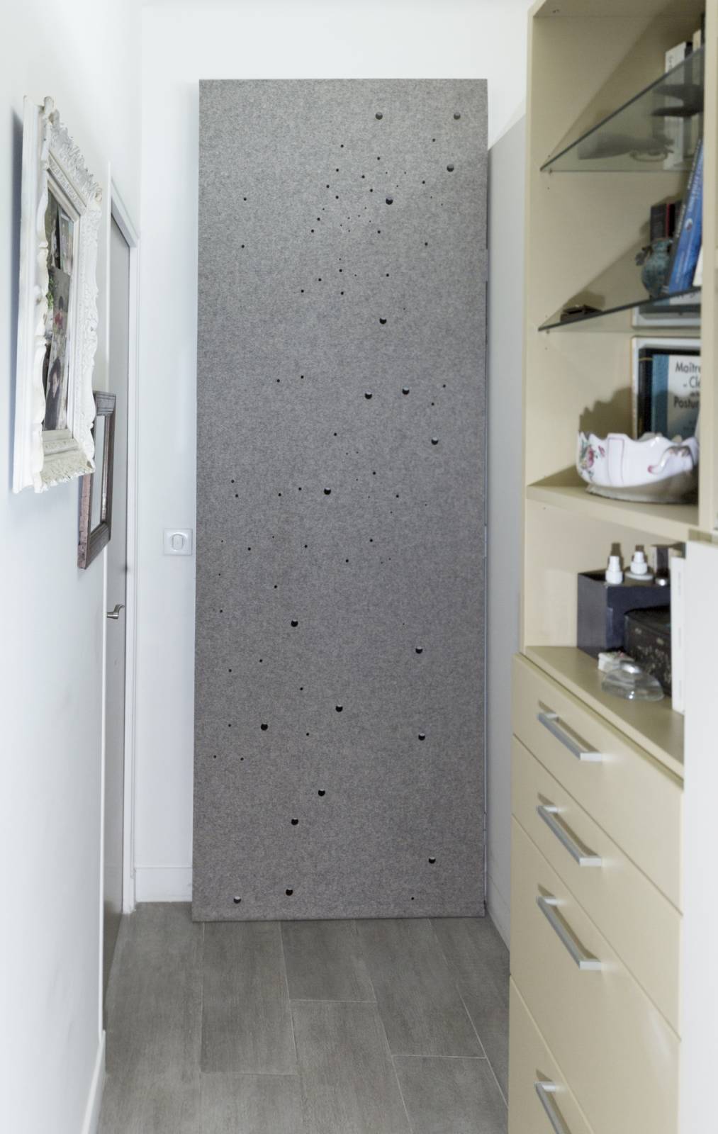 "Milky way" acoustic sliding panel - example 1