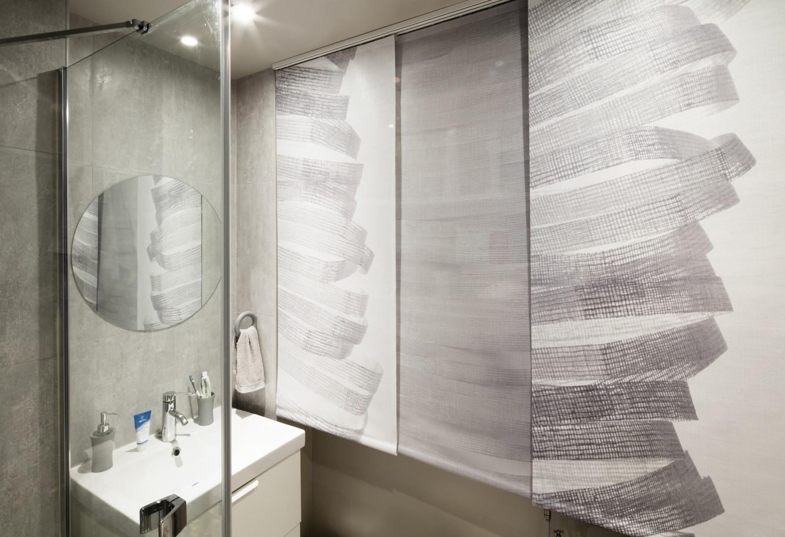 Portes de placard en textile -1