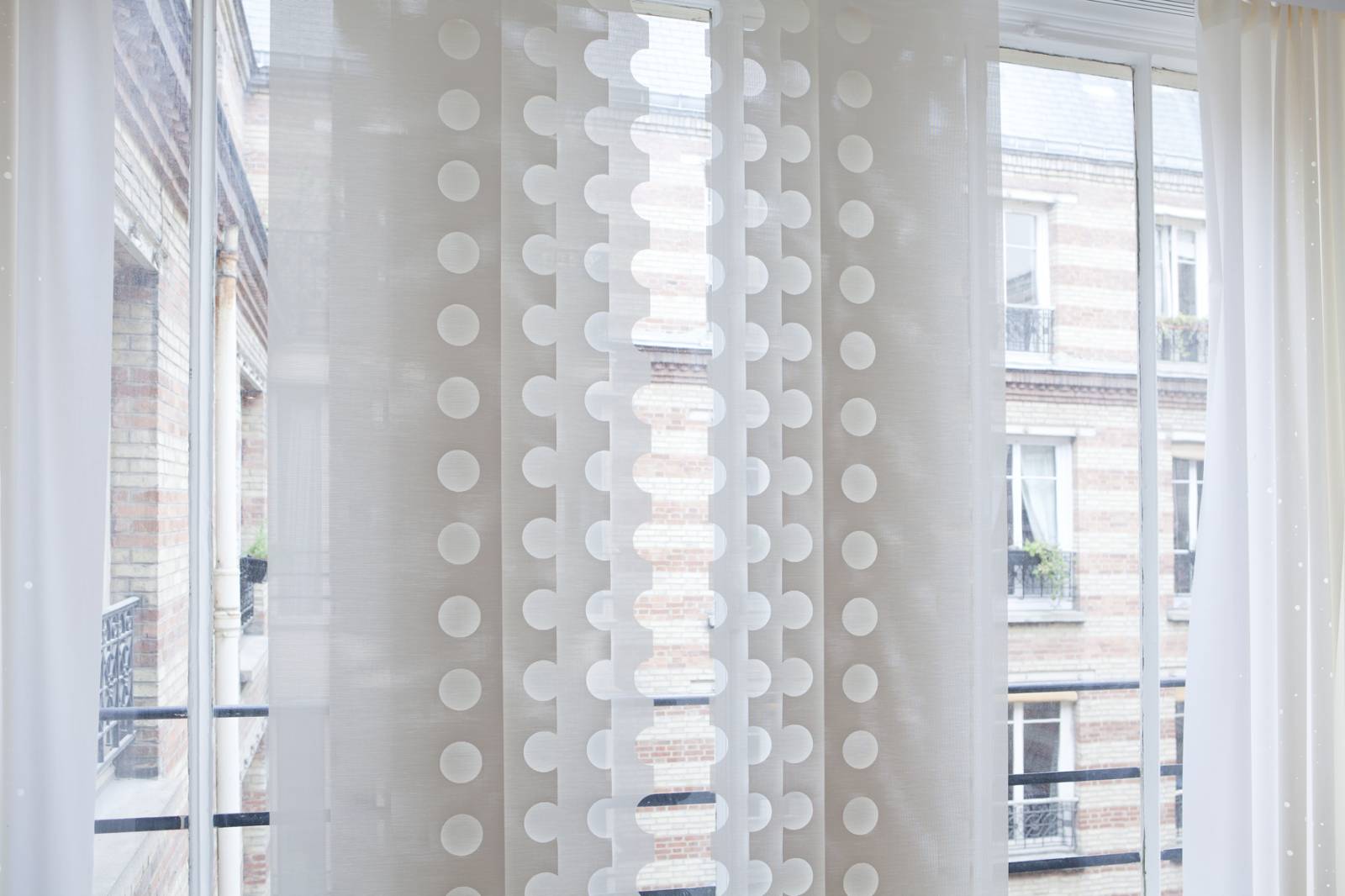 window-treatments-for-a-private-apartment-2 