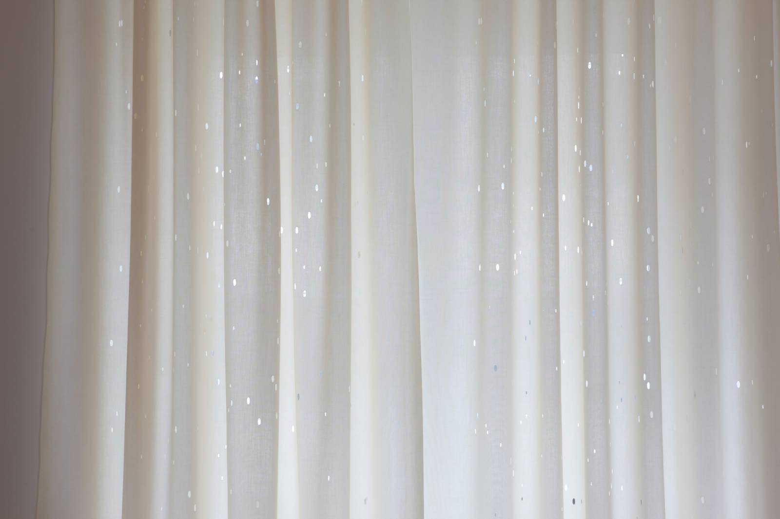Wave curtains: hot sombat