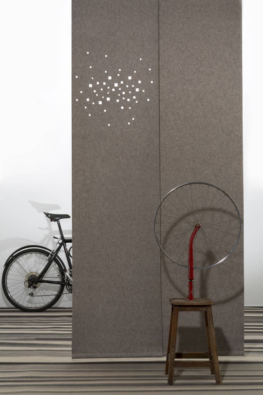 "Namad" sliding panels - Acoustic Felt - City lights