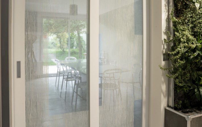 Parois en verre transparentes : "sieste vertical" blanc
