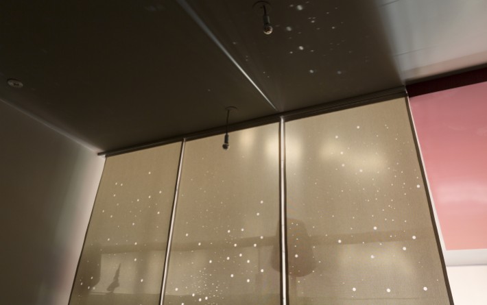 "Milky way" translucent sliding panel - 11