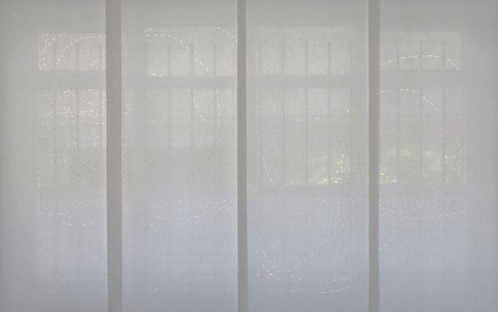 "Endless path" translucent sliding panel - 3