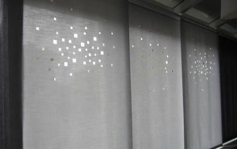 "City lights" translucent sliding panel - example 4