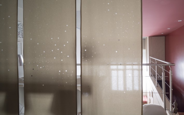 "Milky way" translucent sliding panel - 9