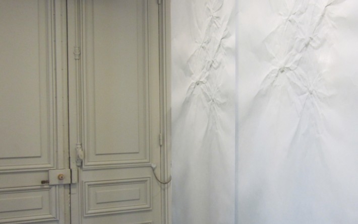 "Mina" trompe l'oeil sliding panel - example 4