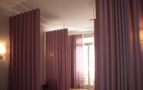 Wave curtains: Logiderme