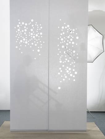 "Bubbles" translucent sliding panels