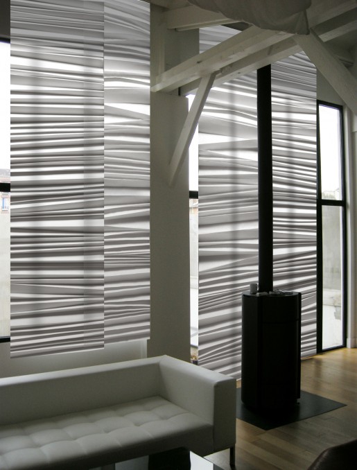 "Pleated" trompe l'oeil sliding panels