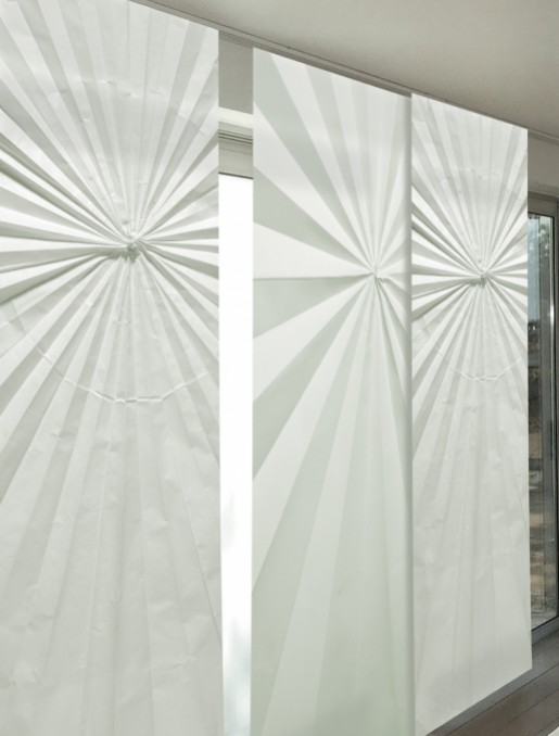 "Soleil" trompe l'oeil sliding panels