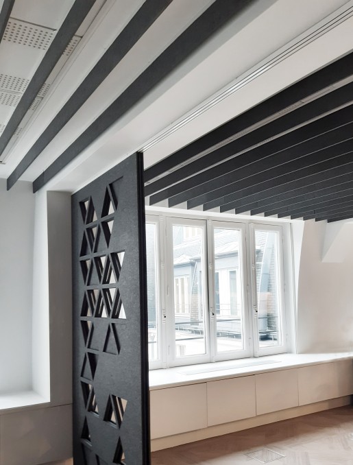 Suspensions-acoustiques-plafond-bas-2
