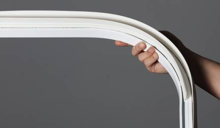 Curved sliding panel glide system
